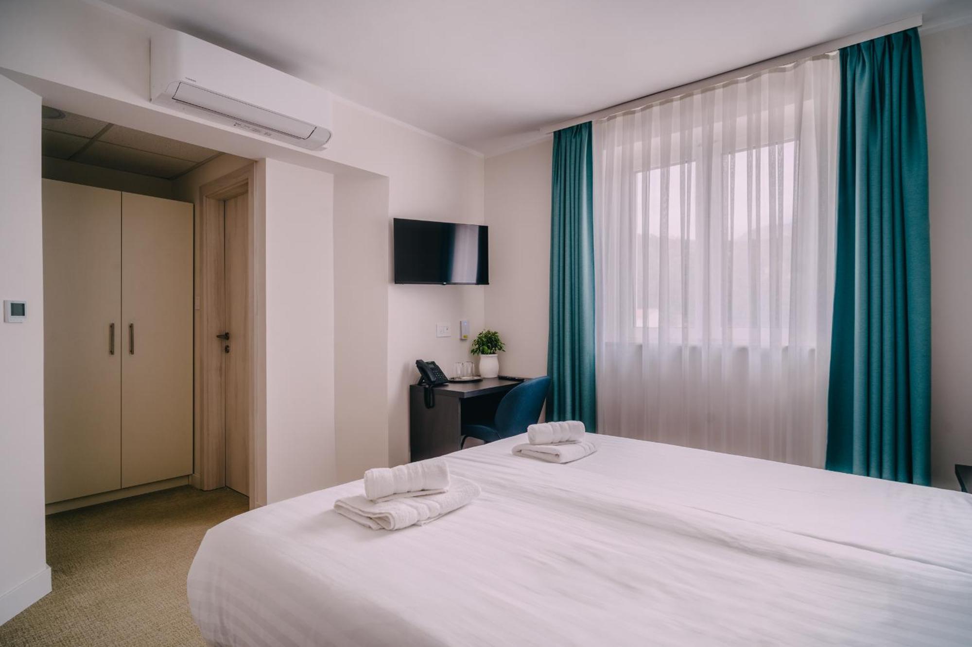 Kul In Ablana Hotell Jablanac Eksteriør bilde